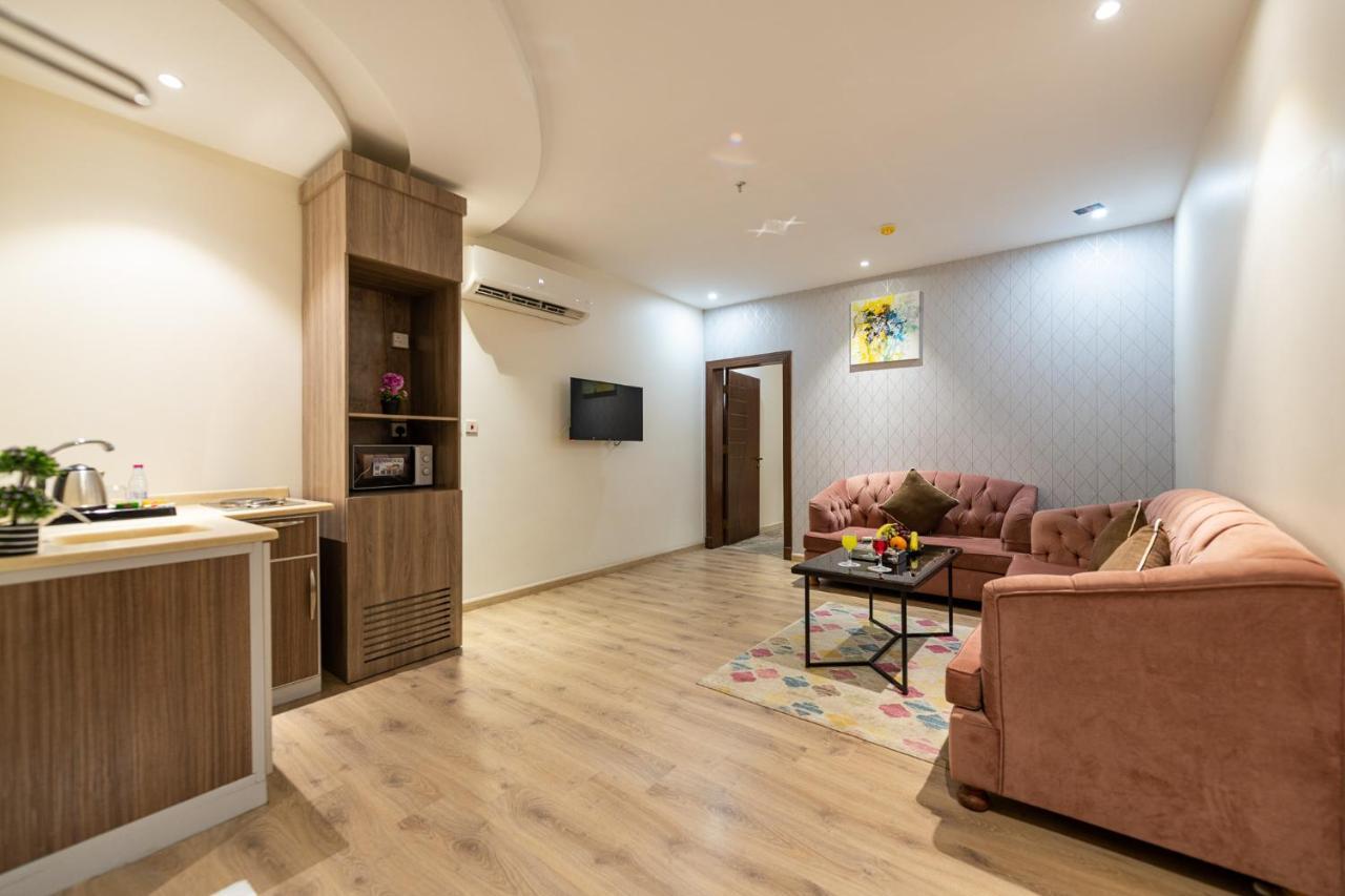 Appartement Holiday Plus Al Nuzha- هوليداي بلس النزهه à DDjeddah Extérieur photo